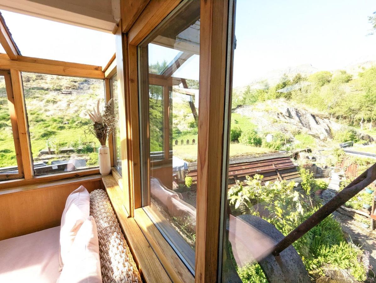 Bryn Elltyd Eco House Guest House Blaenau Ffestiniog Exterior foto