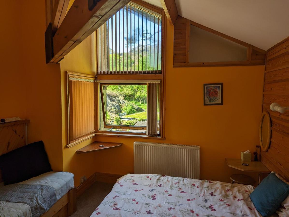 Bryn Elltyd Eco House Guest House Blaenau Ffestiniog Exterior foto