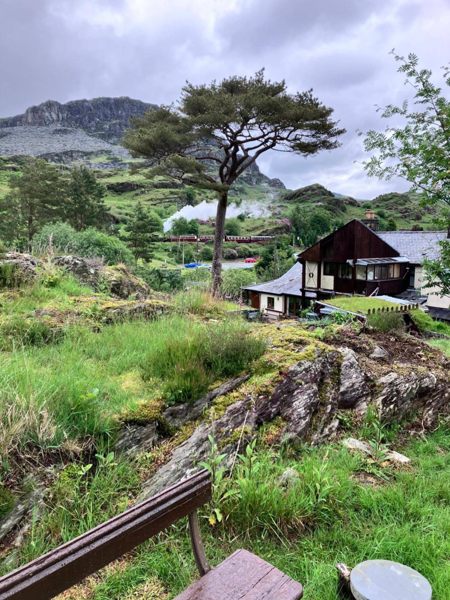 Bryn Elltyd Eco House Guest House Blaenau Ffestiniog Exterior foto